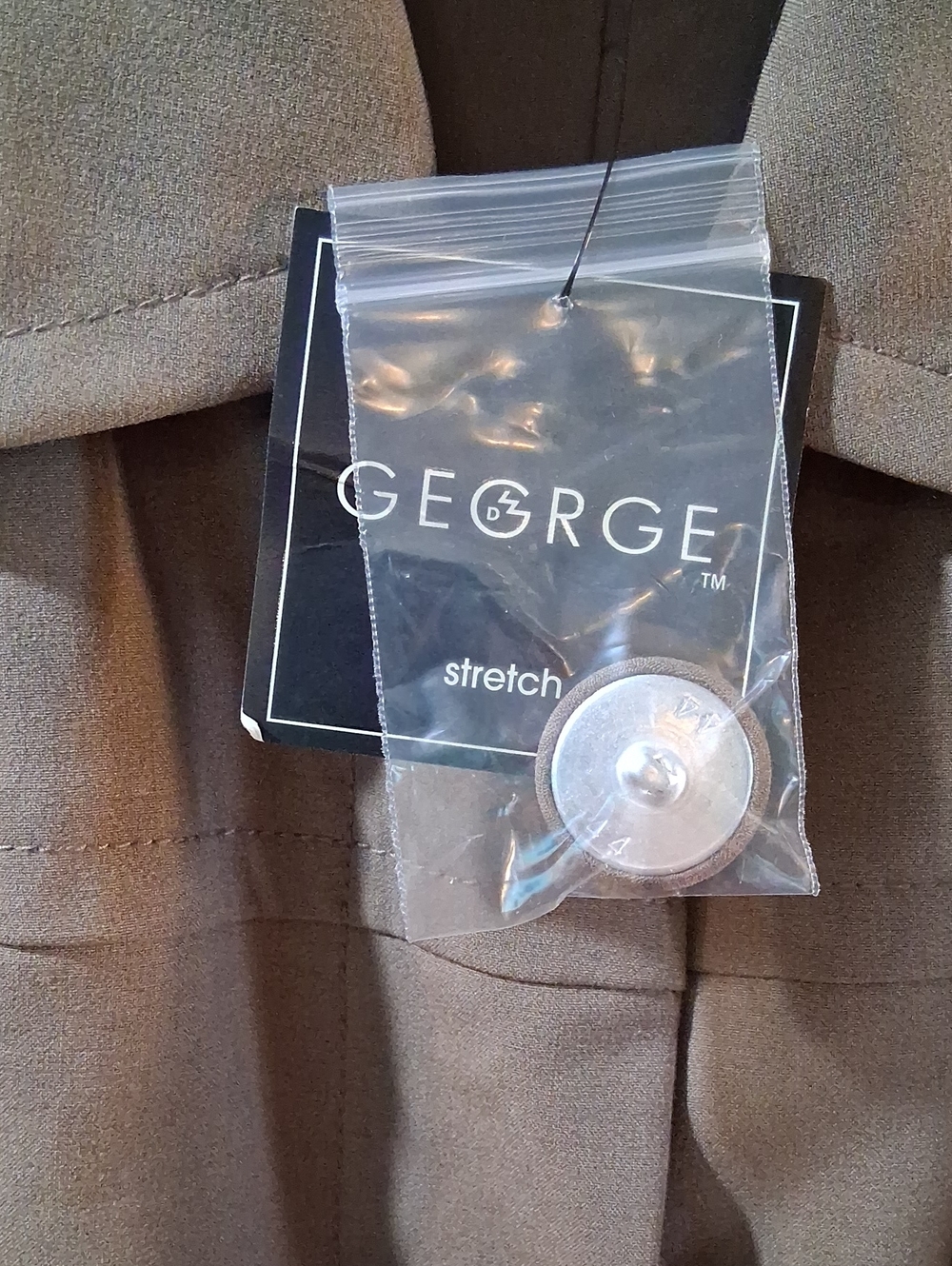 George Brown Cropped Button-Front Jacket - Picture 4 of 6
